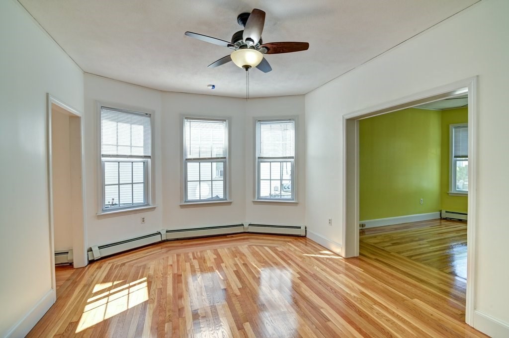 23-25 Boylston St