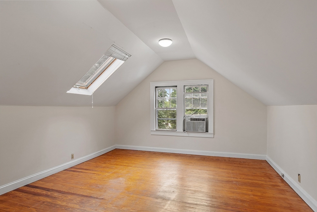 112 Aberdeen Ave # 2