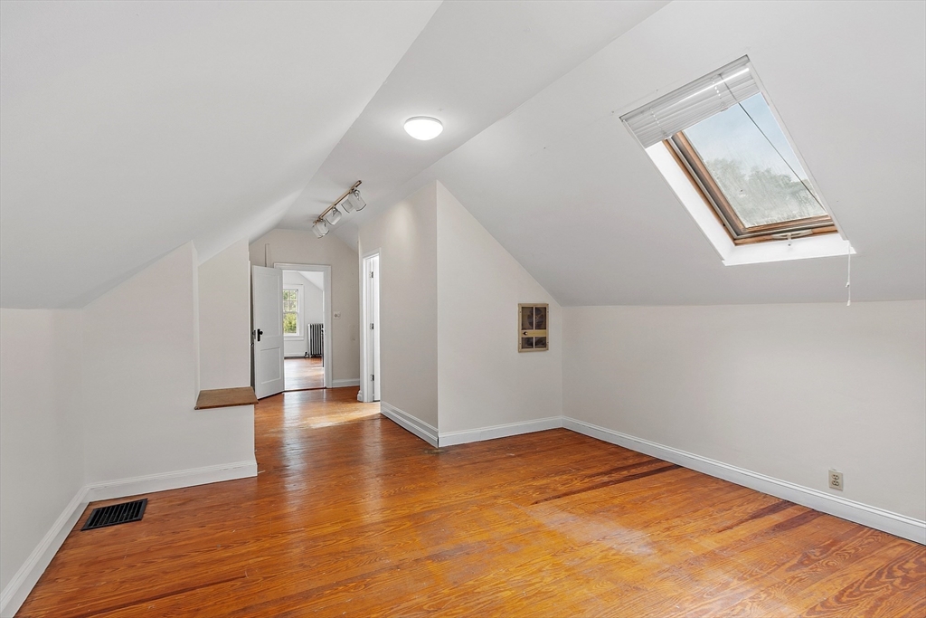 112 Aberdeen Ave # 2