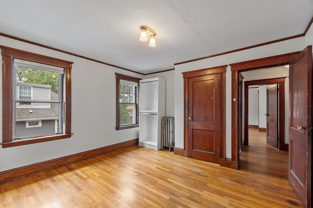 112 Aberdeen Ave # 2
