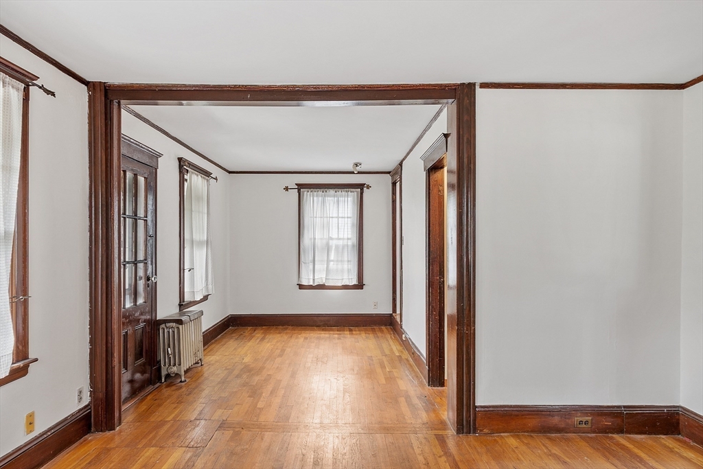112 Aberdeen Ave # 2