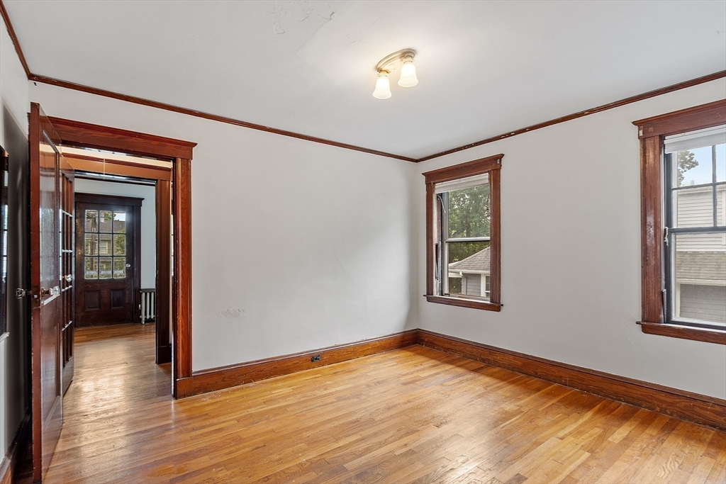 112 Aberdeen Ave # 2