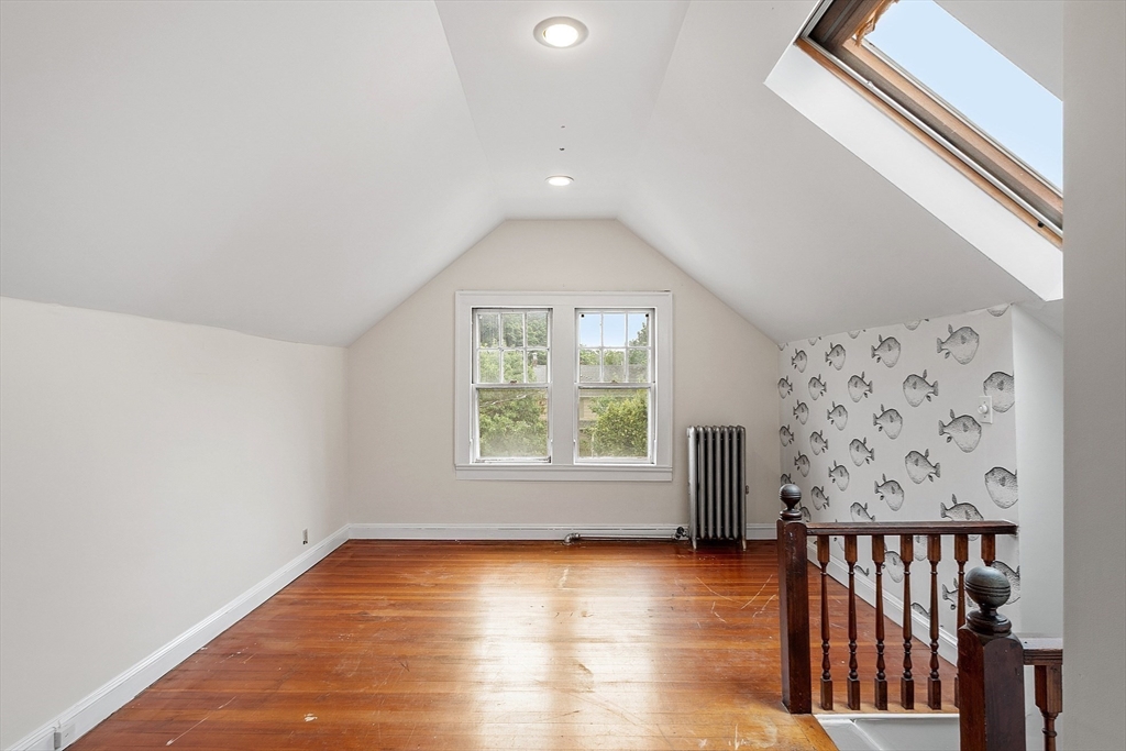 112 Aberdeen Ave # 2