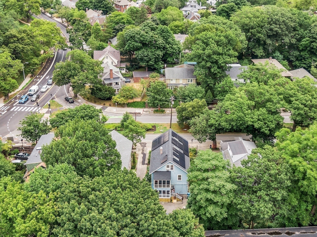 112 Aberdeen Ave # 2