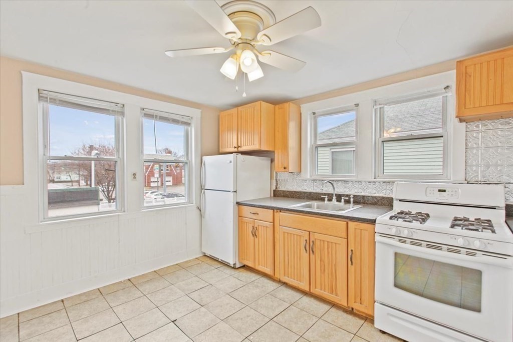 5 Whiton Ave # 1