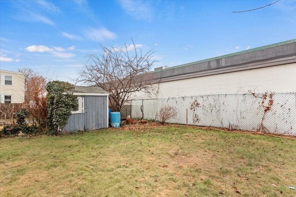 5 Whiton Ave # 1