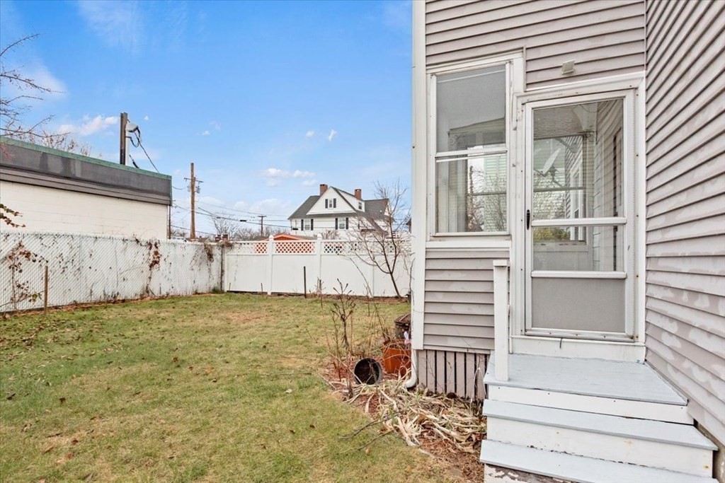 5 Whiton Ave # 1