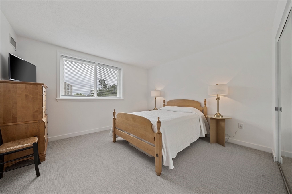 54 Broad Reach # 102