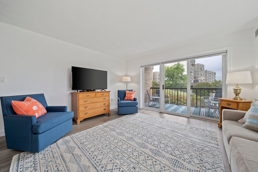 54 Broad Reach # 102