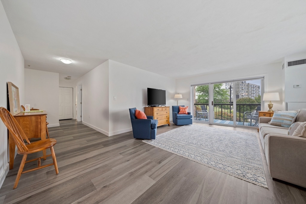 54 Broad Reach # 102