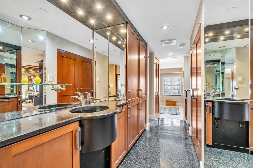 47 Commercial Wharf # 6