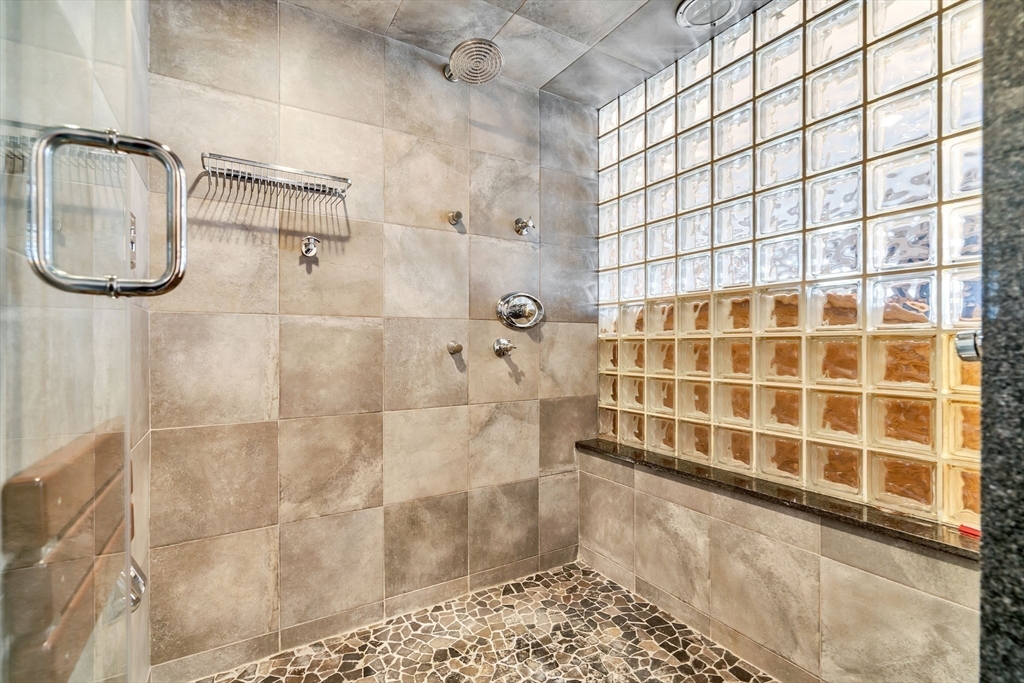 47 Commercial Wharf # 6