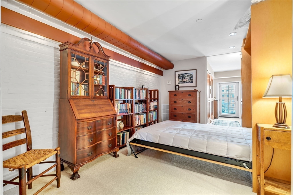 47 Commercial Wharf # 6