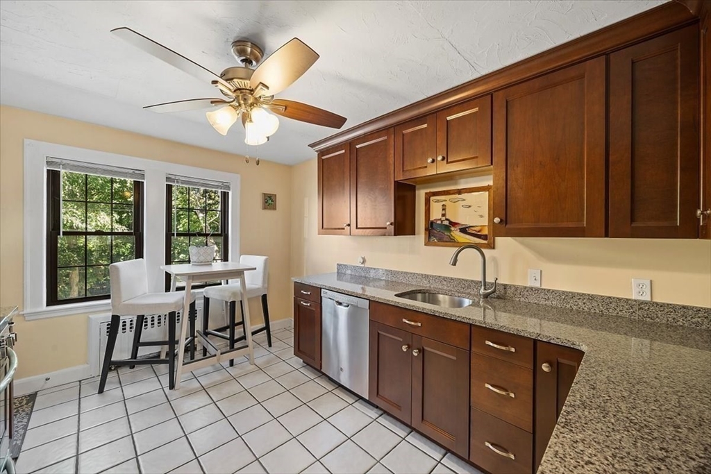 9 Common St # 2