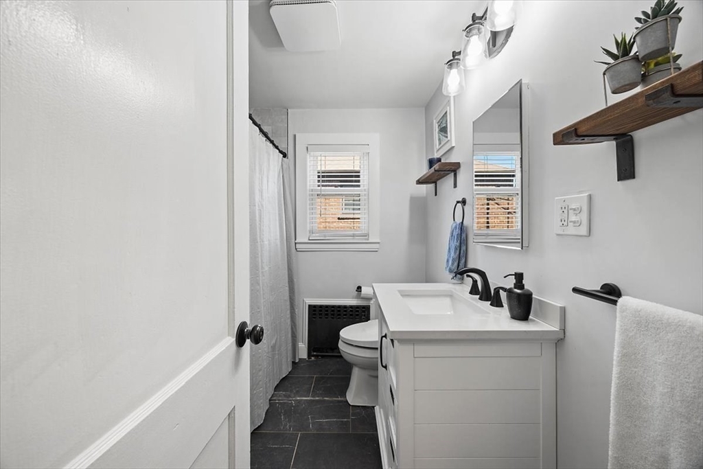 9 Common St # 2