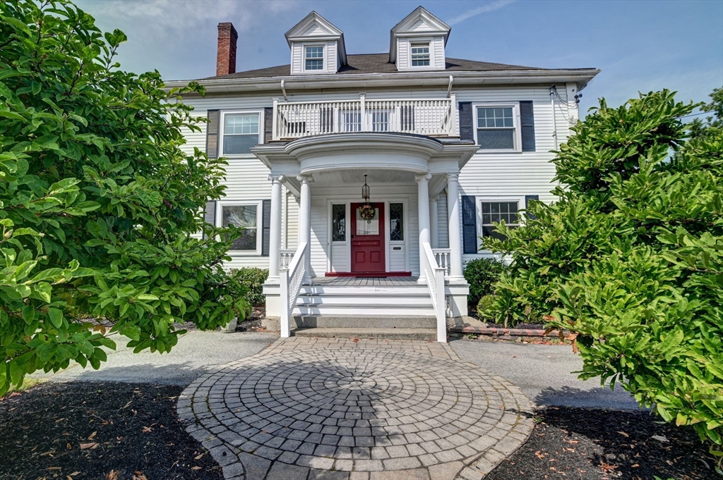 93 Dimmock St