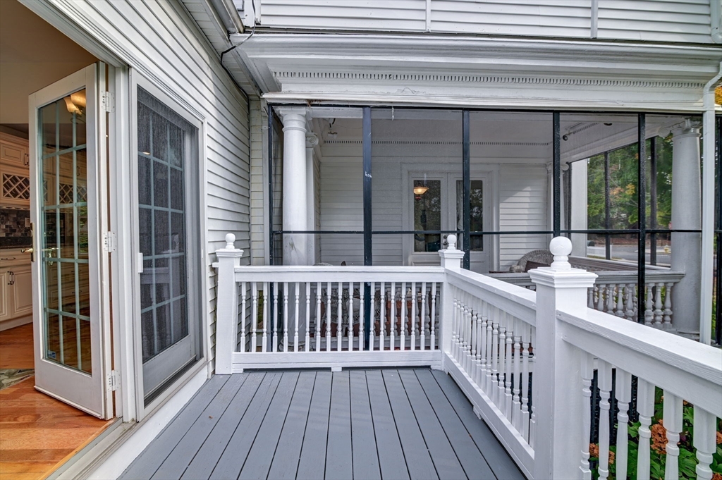 93 Dimmock St