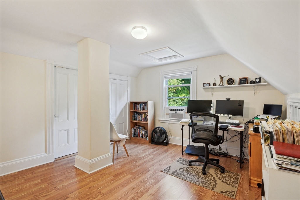 23 Mount Vernon St