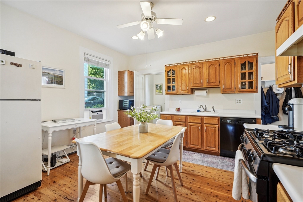 23 Mount Vernon St