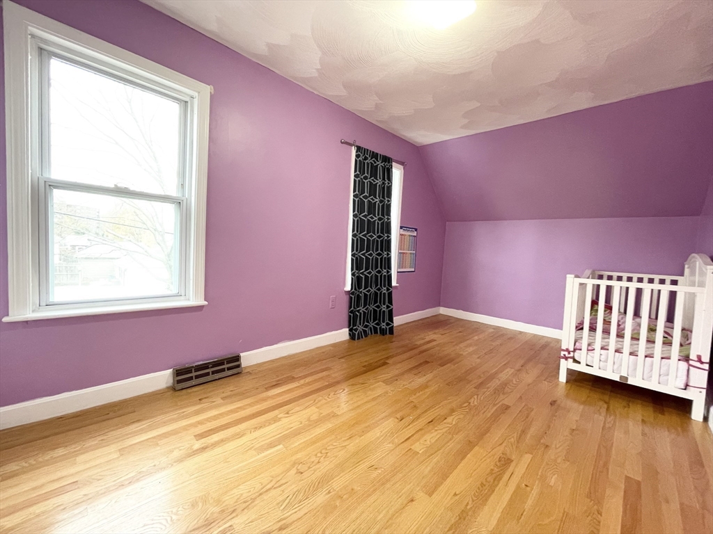 51 Commonwealth Ave