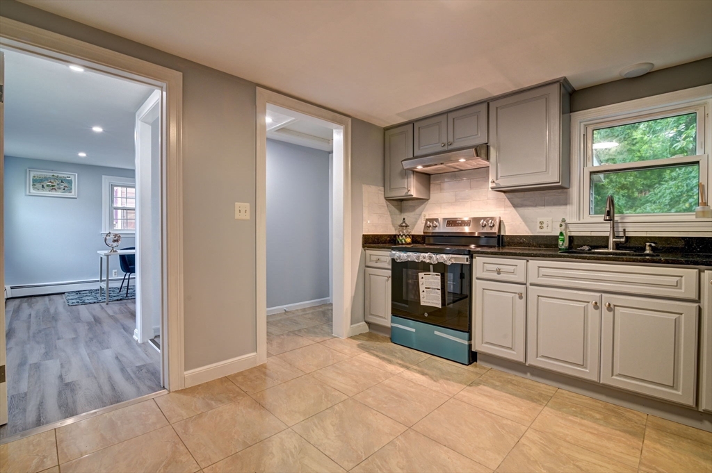 359 Union St