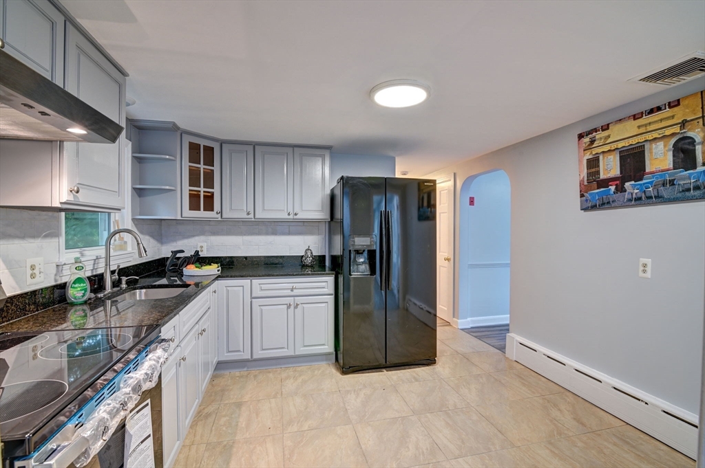 359 Union St