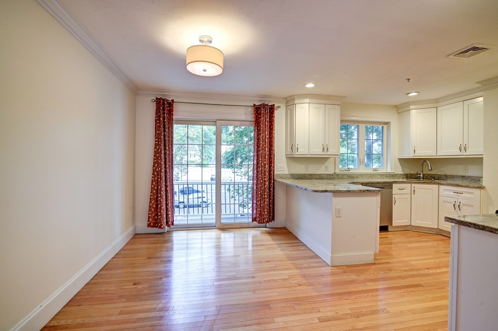 113 Elm St # B