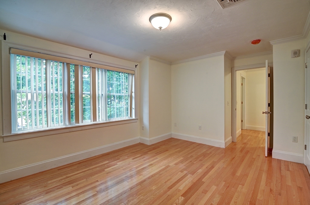 113 Elm St # B