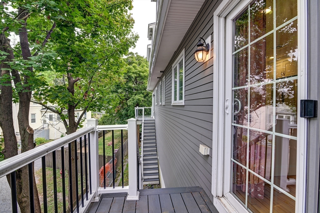 113 Elm St # B