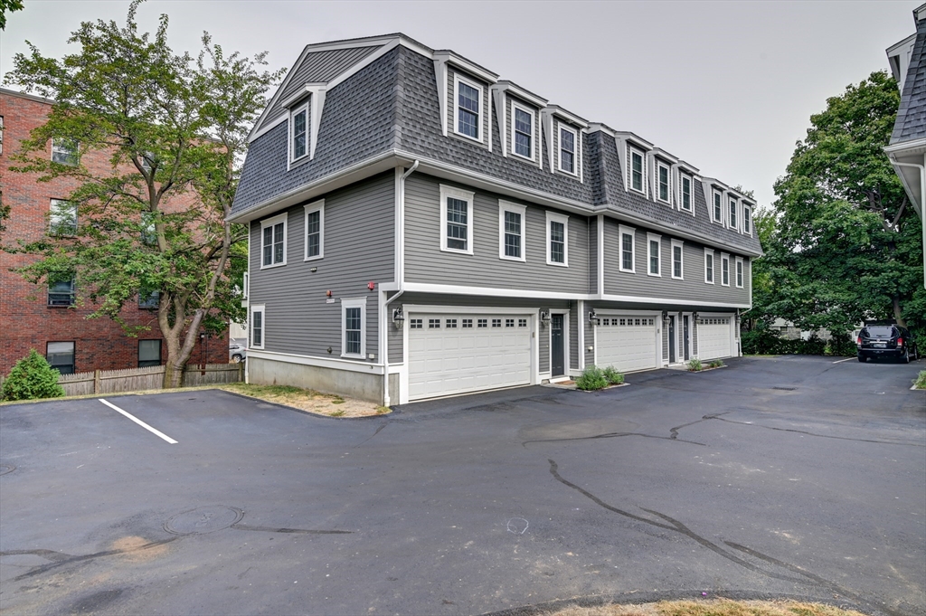 113 Elm St # B