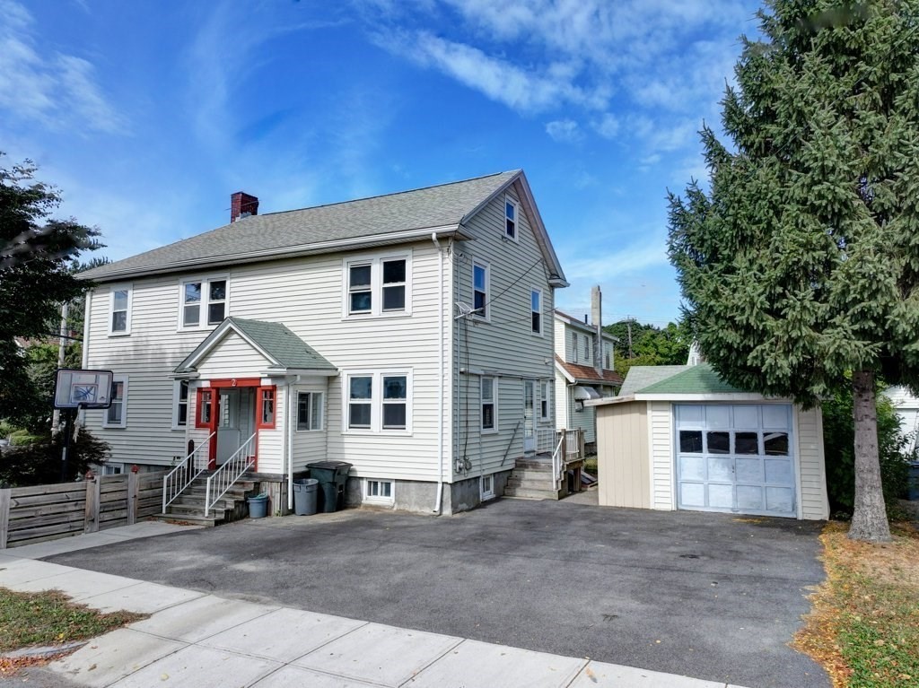 2 Williams St