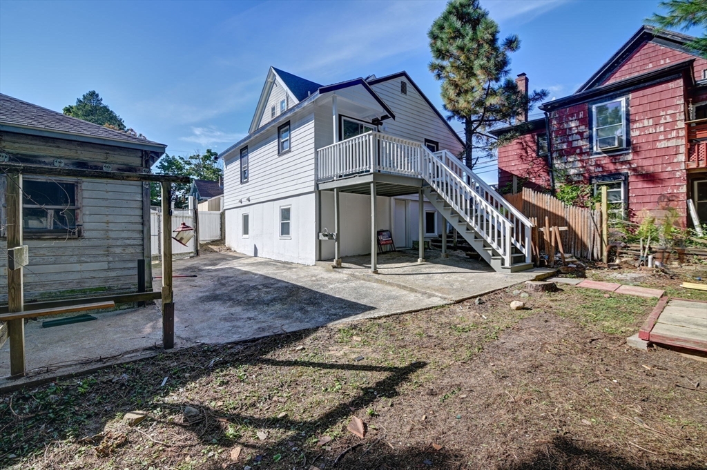 295 Court St
