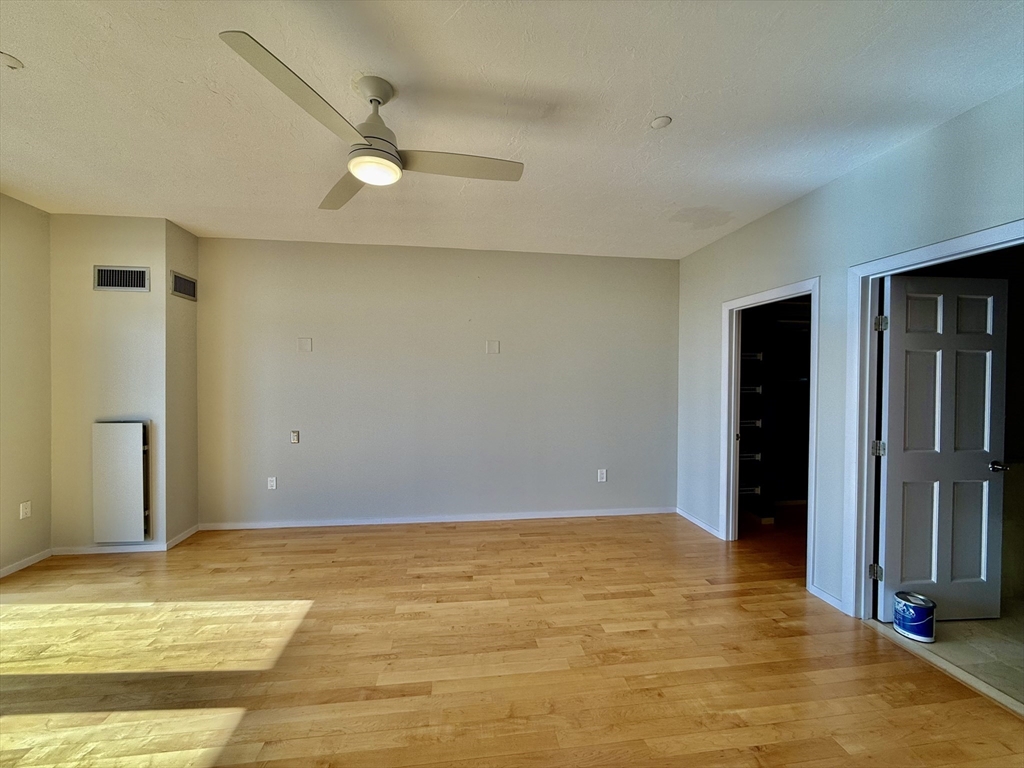 1001 Marina Dr # 807