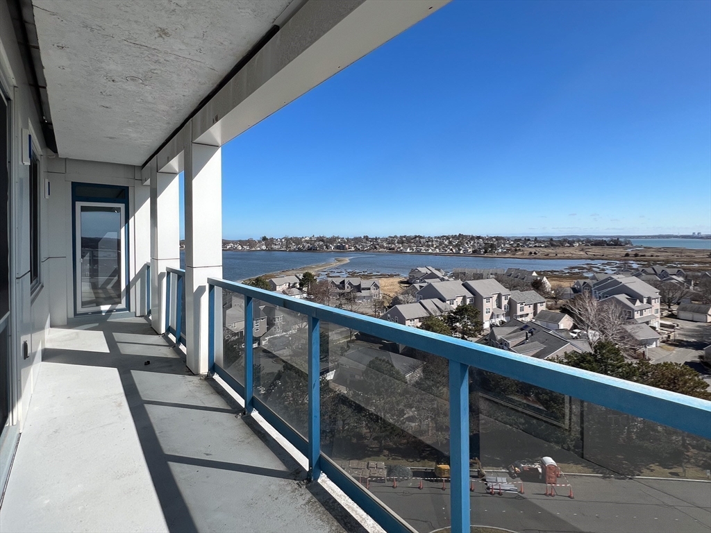 1001 Marina Dr # 807
