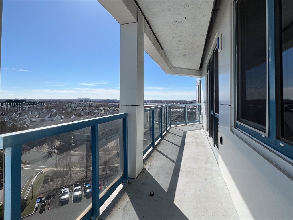 1001 Marina Dr # 807