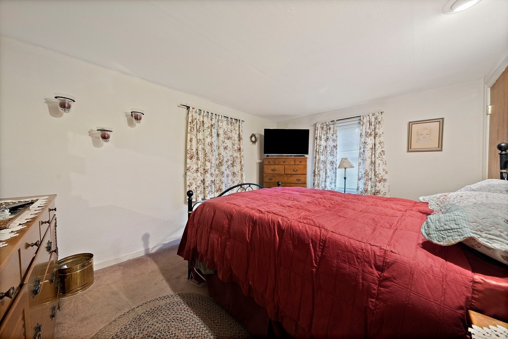 108 Sunrise Dr