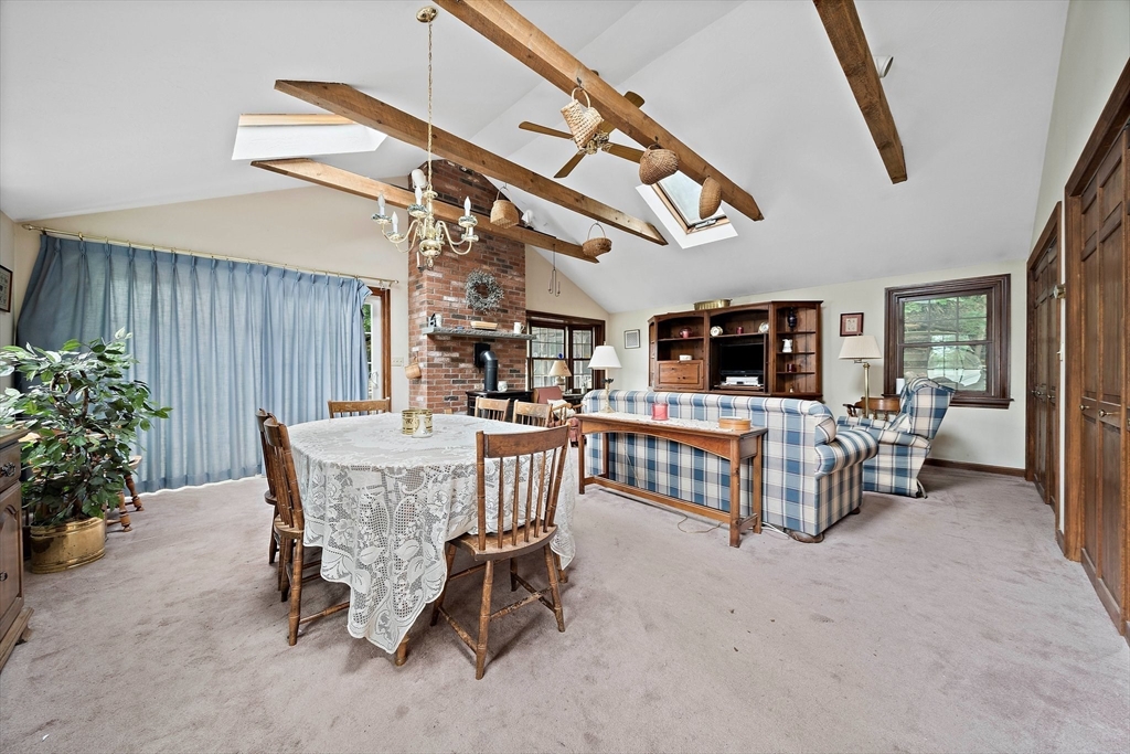 108 Sunrise Dr