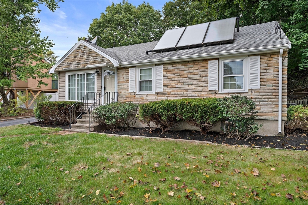 108 Sunrise Dr
