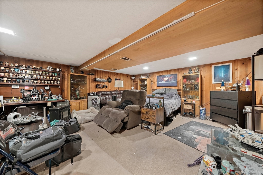 108 Sunrise Dr