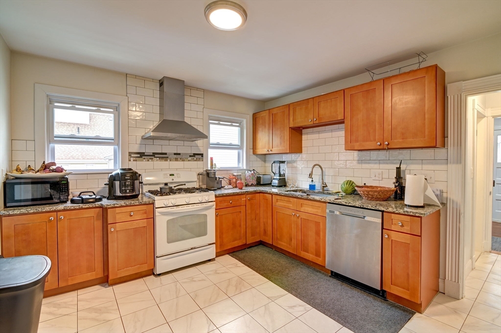 19 Wollaston Ave # 0