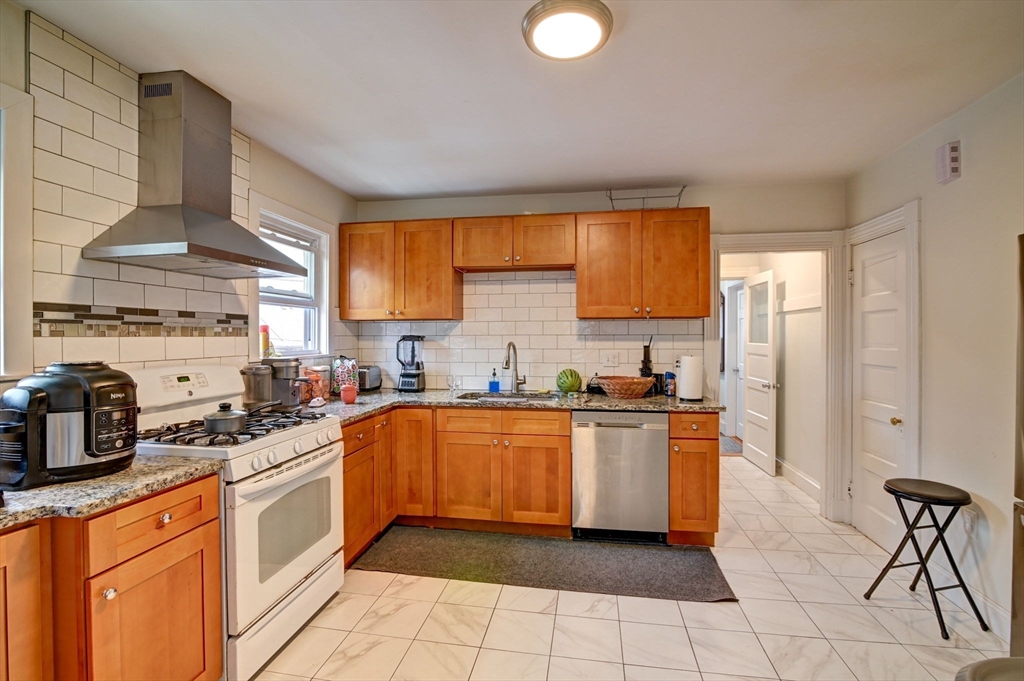19 Wollaston Ave # 0