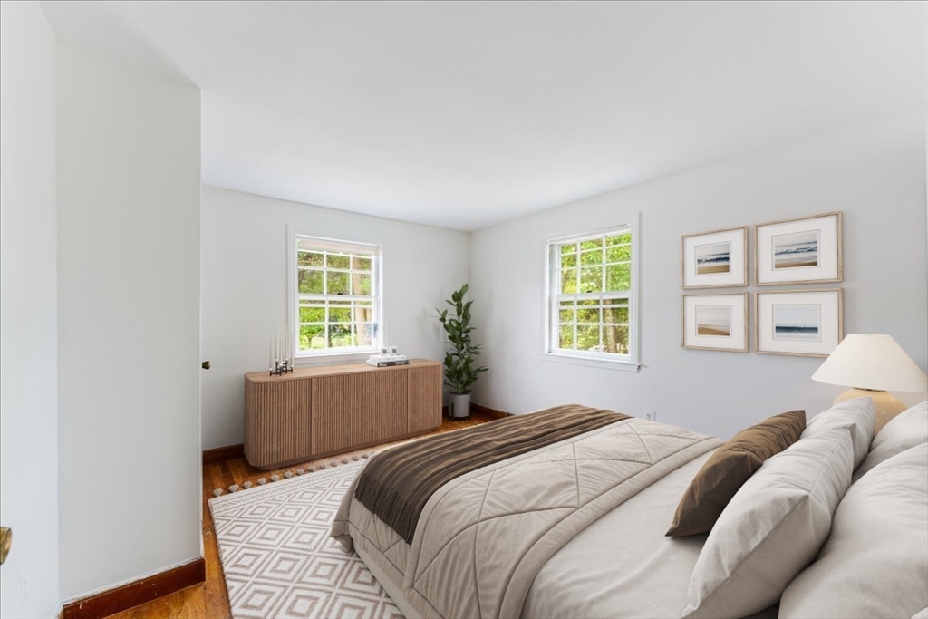 44 Dwelley Ave