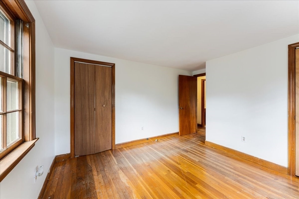 44 Dwelley Ave