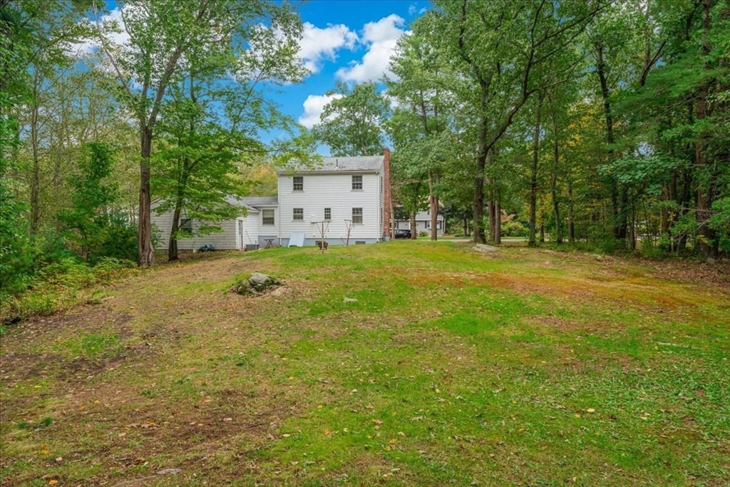44 Dwelley Ave