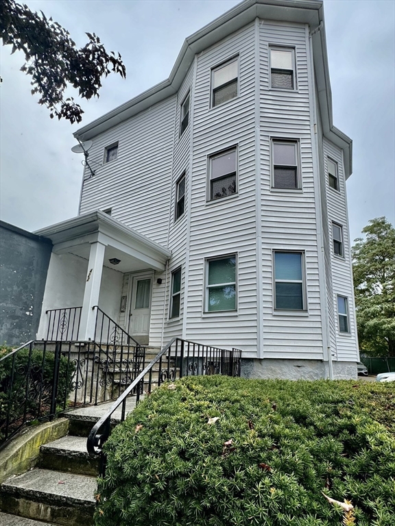 422 Hancock St # 6