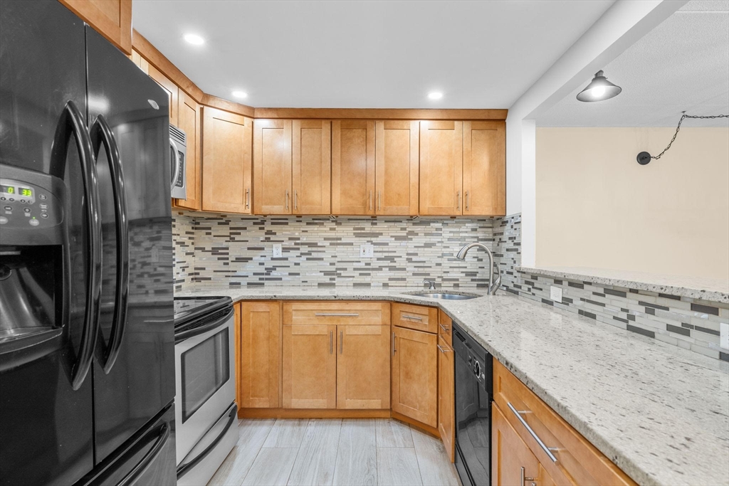 22 Faxon Street # 8