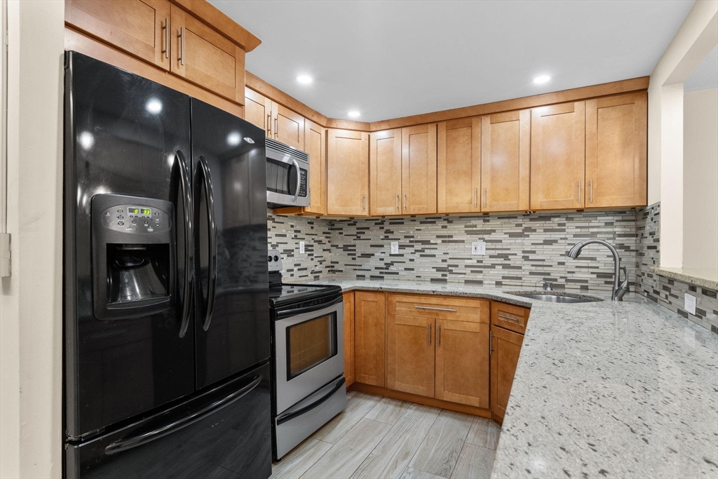 22 Faxon Street # 8