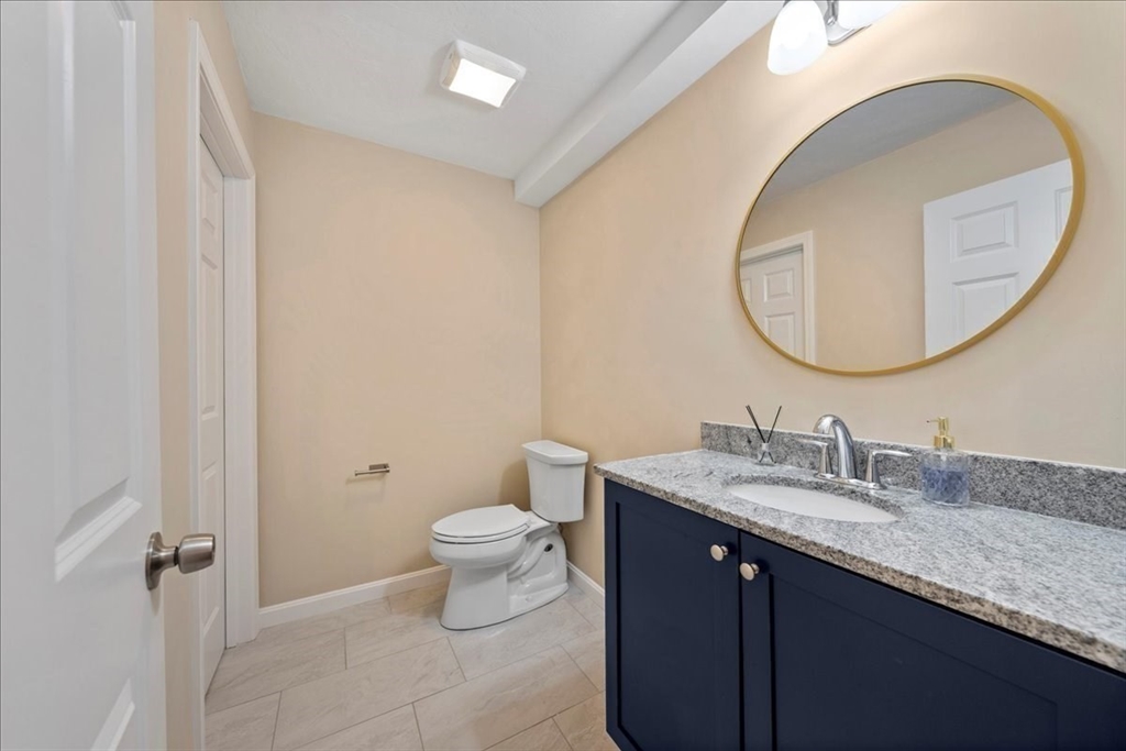 241 Woodland St # 3