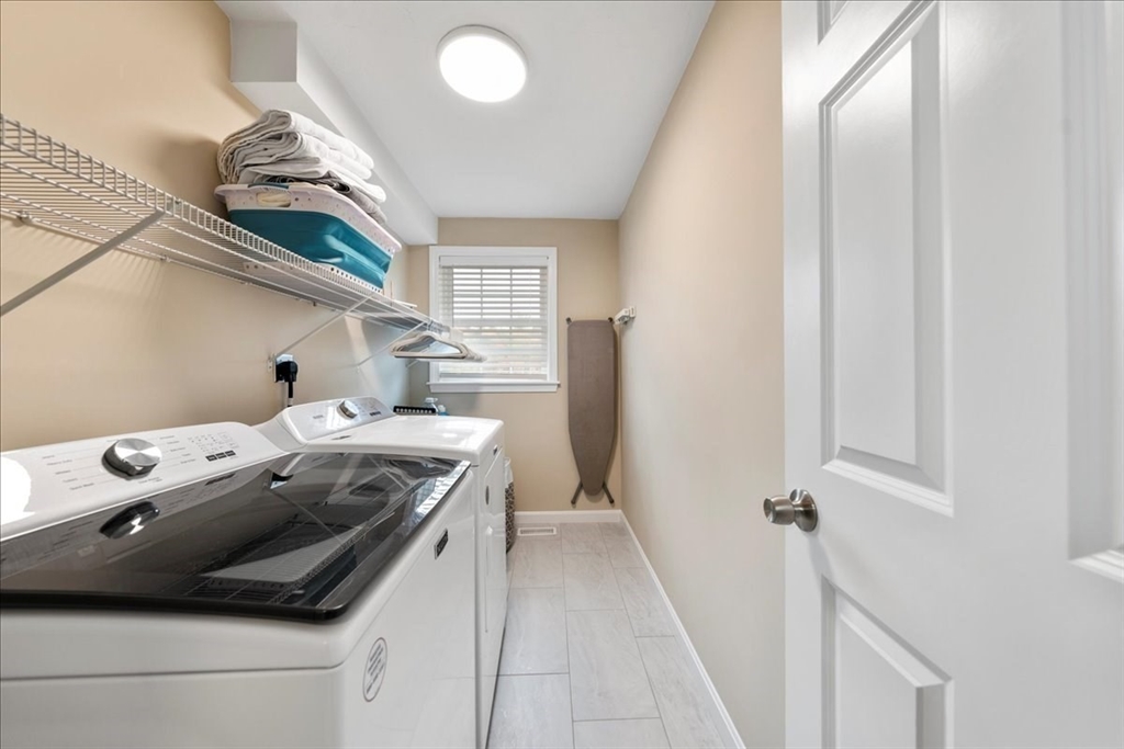 241 Woodland St # 3