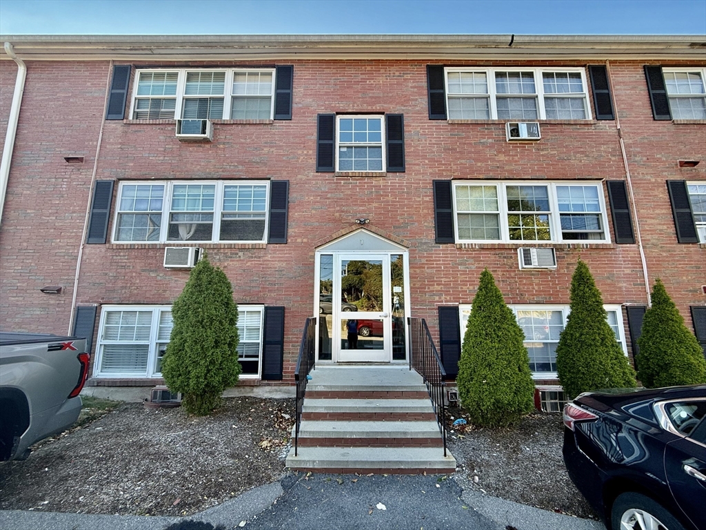 1 Tara Dr # 12